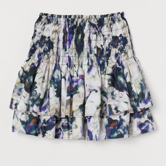 H&M Dresses & Skirts - H&M skirt